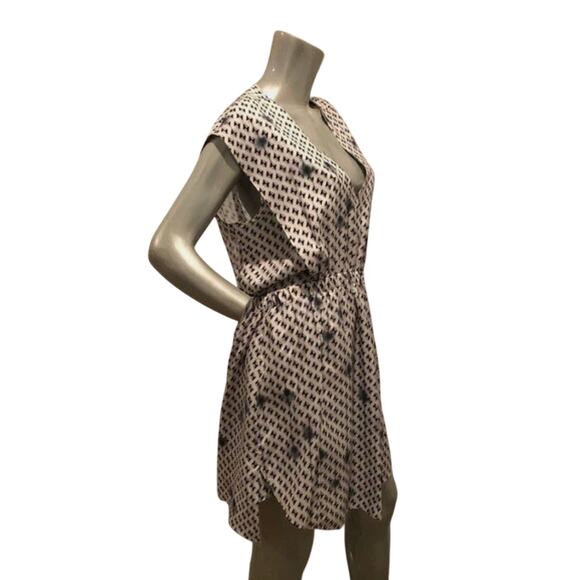 Theysken’s Theory Geometric Print DILLER Silk Dress Size P - Picture 4 of 5